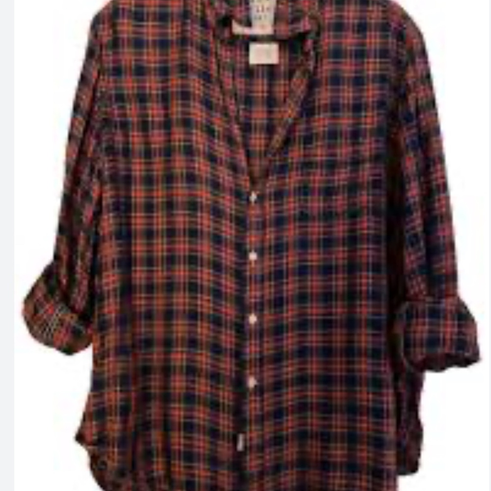 Frank and Eileen button down top size large